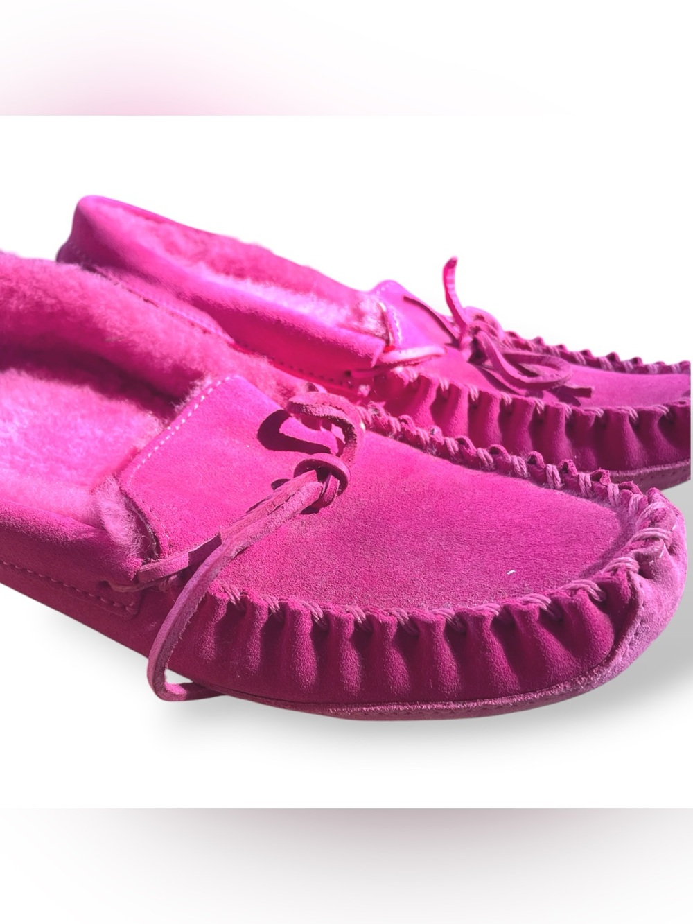 L.L. Bean PINK! Kids Size 6 Suede Leather Moccasin Slippers Soft Fleece Lining